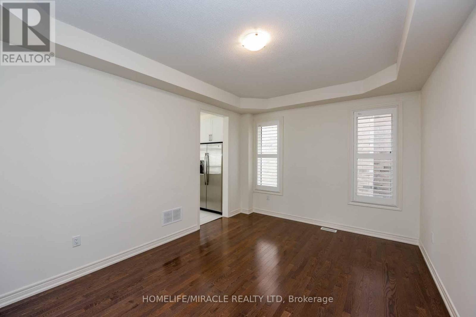 19 Ezra Crescent, Brampton, Ontario  L7A 5A6 - Photo 10 - W12796678