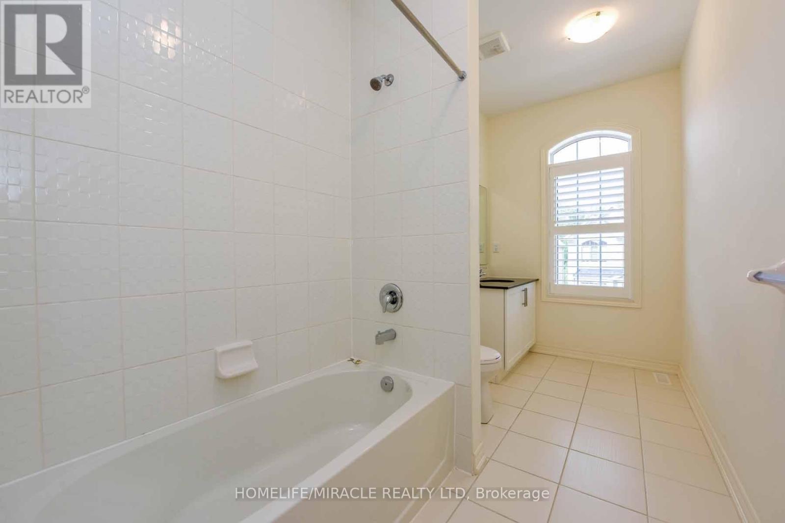 19 Ezra Crescent, Brampton, Ontario  L7A 5A6 - Photo 26 - W12796678