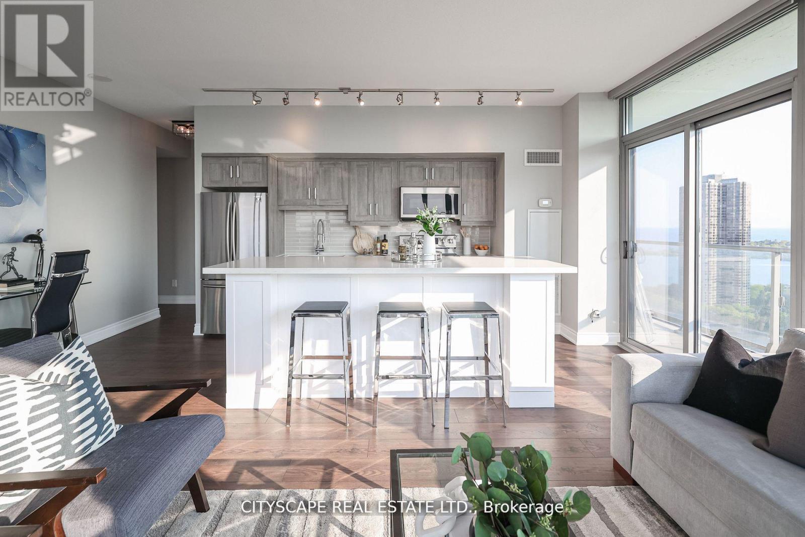 2810 - 105 The Queensway Avenue, Toronto, Ontario  M6S 5B5 - Photo 11 - W12796686