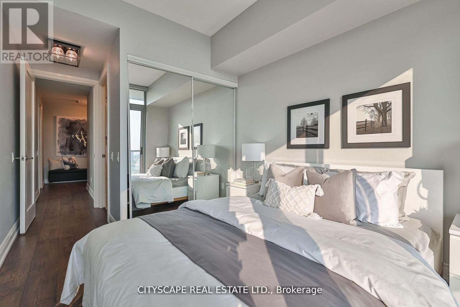 2810 - 105 The Queensway Avenue, Toronto, Ontario  M6S 5B5 - Photo 24 - W12796686