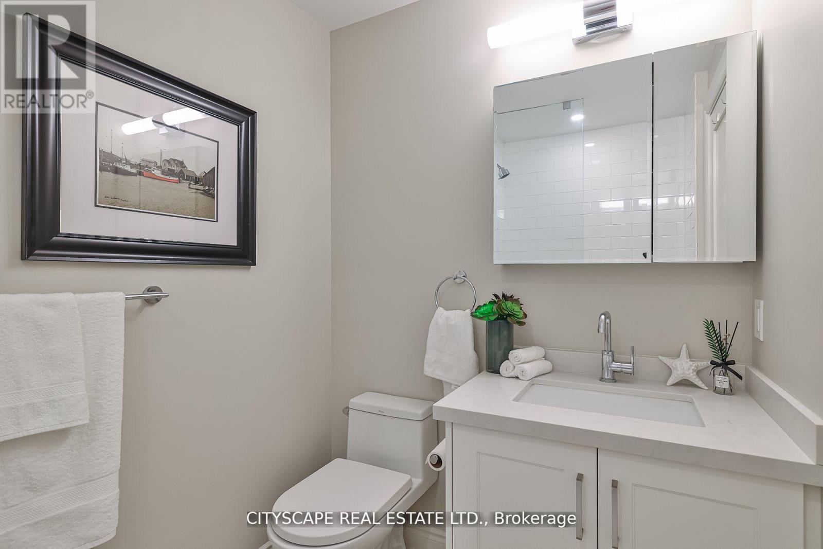 2810 - 105 The Queensway Avenue, Toronto, Ontario  M6S 5B5 - Photo 26 - W12796686