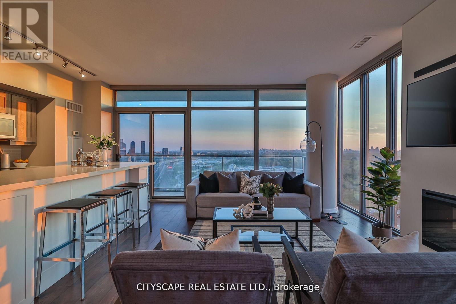 2810 - 105 The Queensway Avenue, Toronto, Ontario  M6S 5B5 - Photo 27 - W12796686