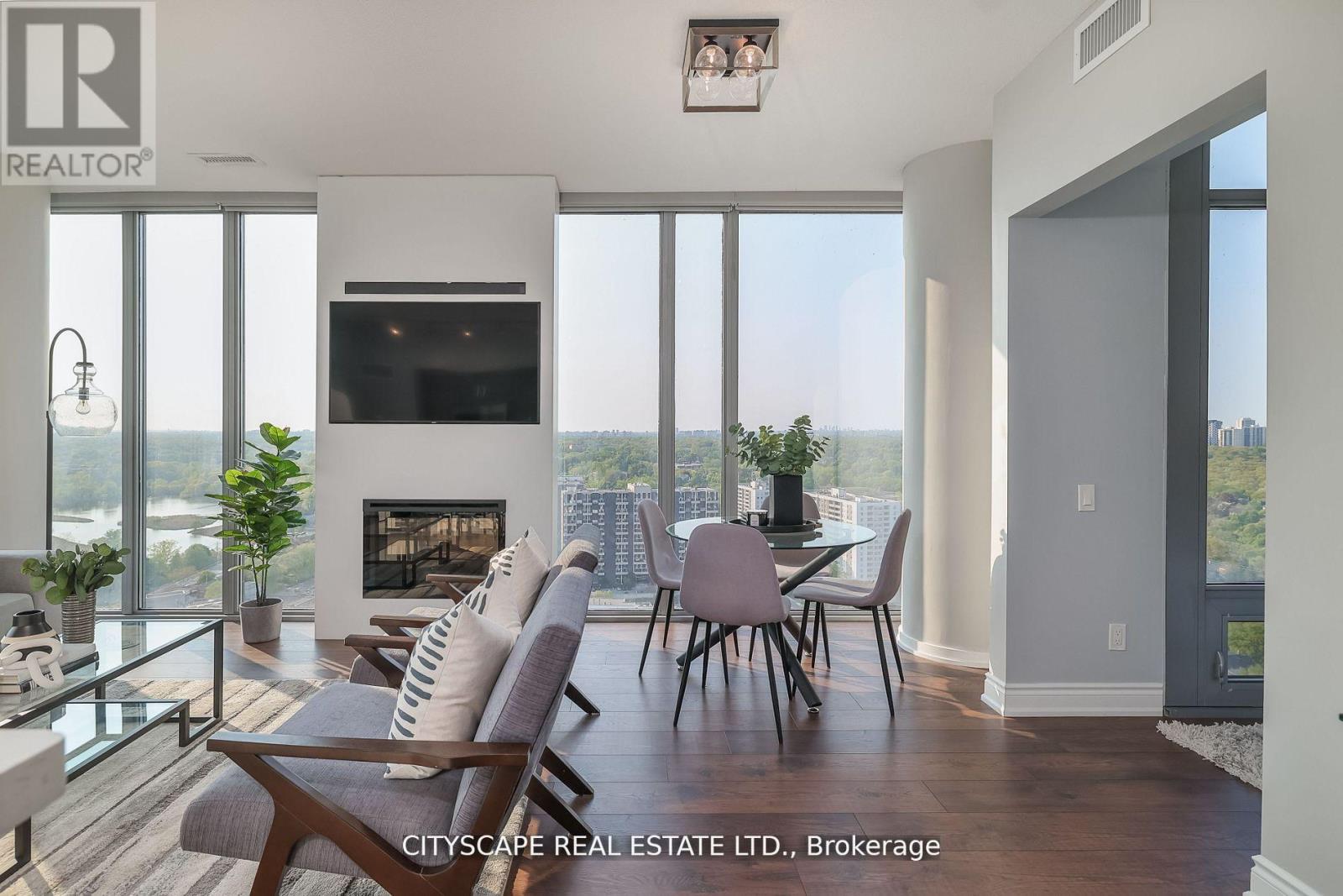 2810 - 105 The Queensway Avenue, Toronto, Ontario  M6S 5B5 - Photo 8 - W12796686