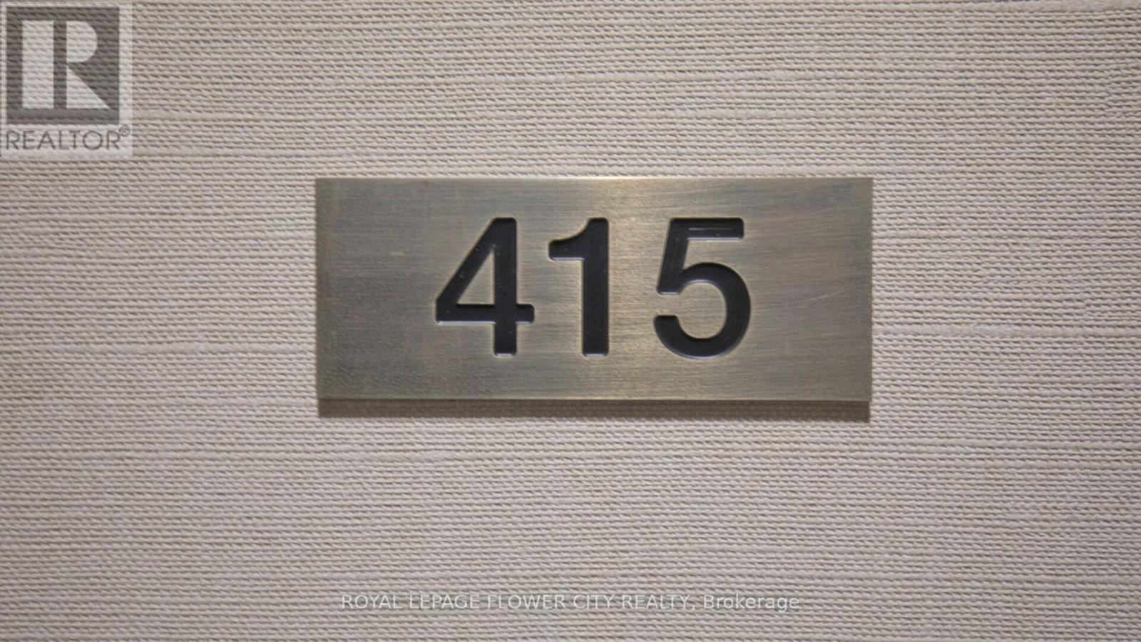 415 - 105 The Queensway Avenue, Toronto, Ontario  M6S 5B5 - Photo 15 - W12796694