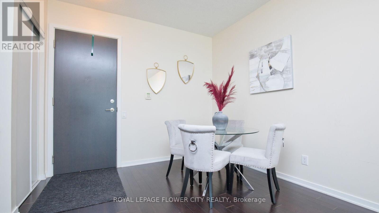 415 - 105 The Queensway Avenue, Toronto, Ontario  M6S 5B5 - Photo 19 - W12796694