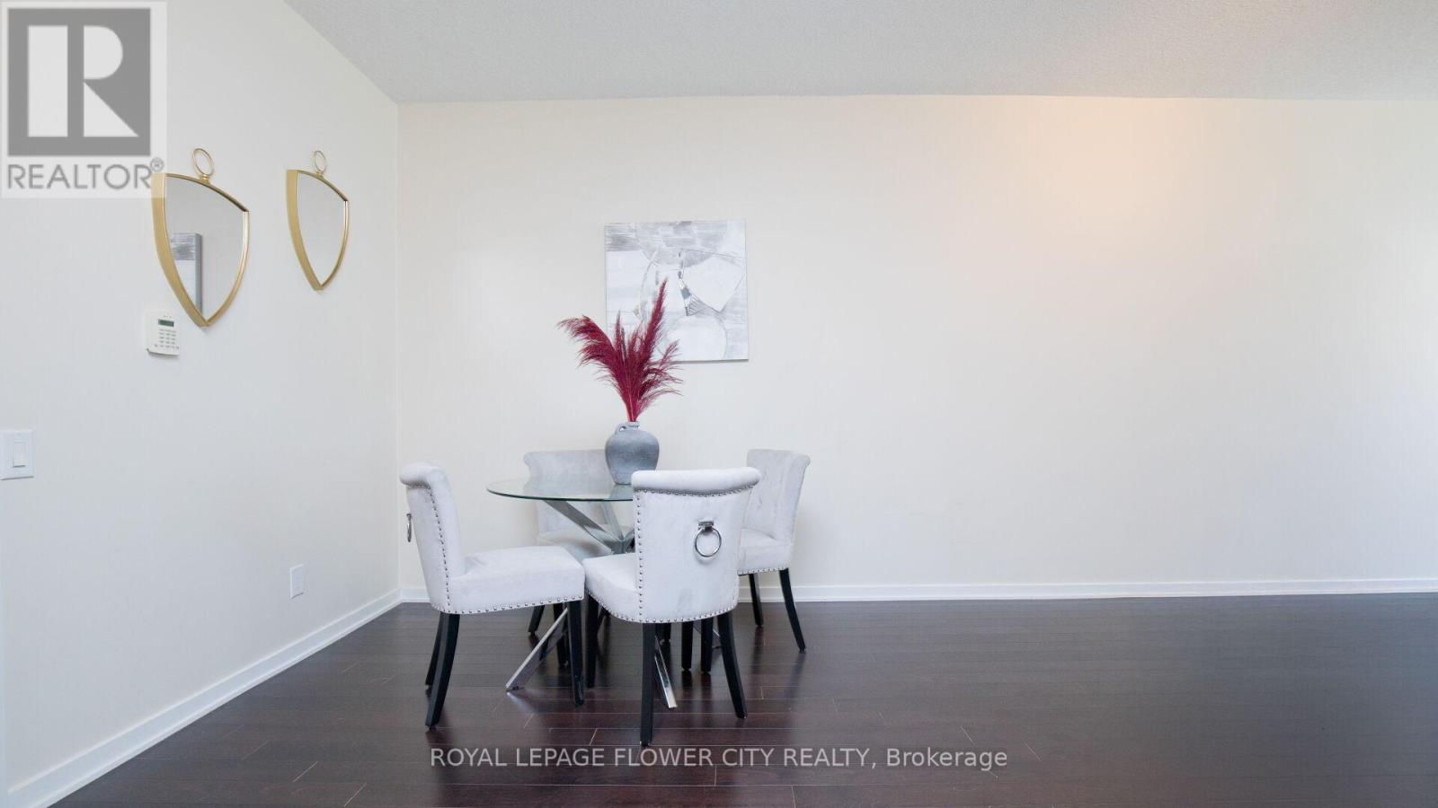 415 - 105 The Queensway Avenue, Toronto, Ontario  M6S 5B5 - Photo 20 - W12796694