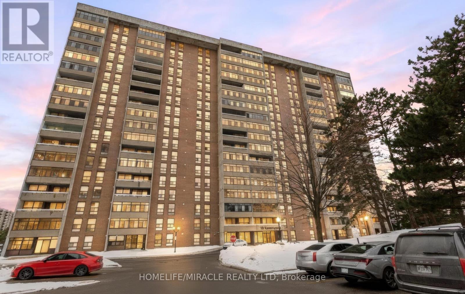 1102 - 15 KENSINGTON ROAD, Brampton, Ontario