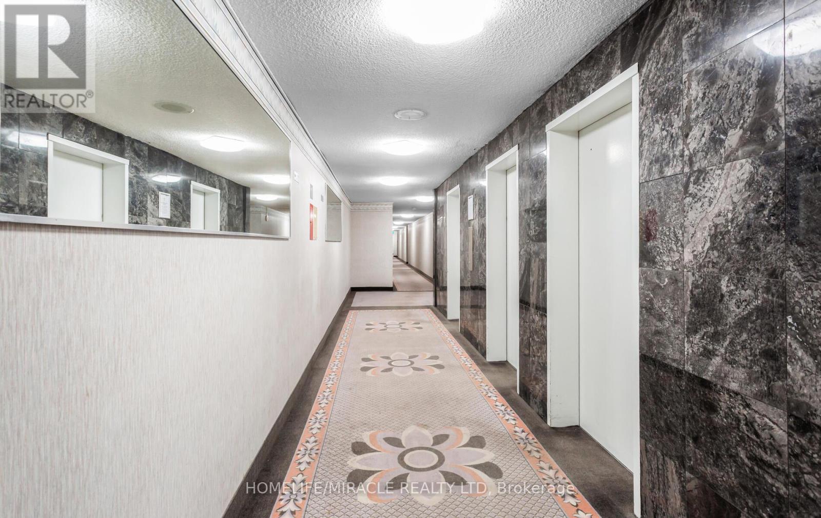 1102 - 15 Kensington Road, Brampton, Ontario  L6T 3W2 - Photo 15 - W12796696