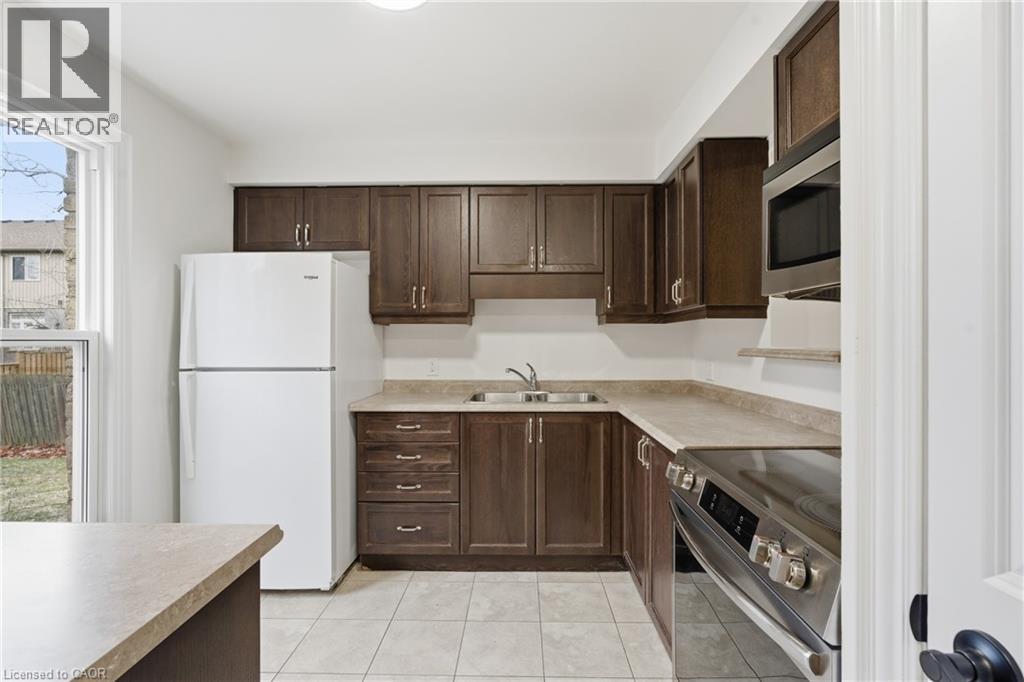 75 Ventura Drive Unit 9, St. Catharines, Ontario  L2R 7J7 - Photo 4 - 40796902