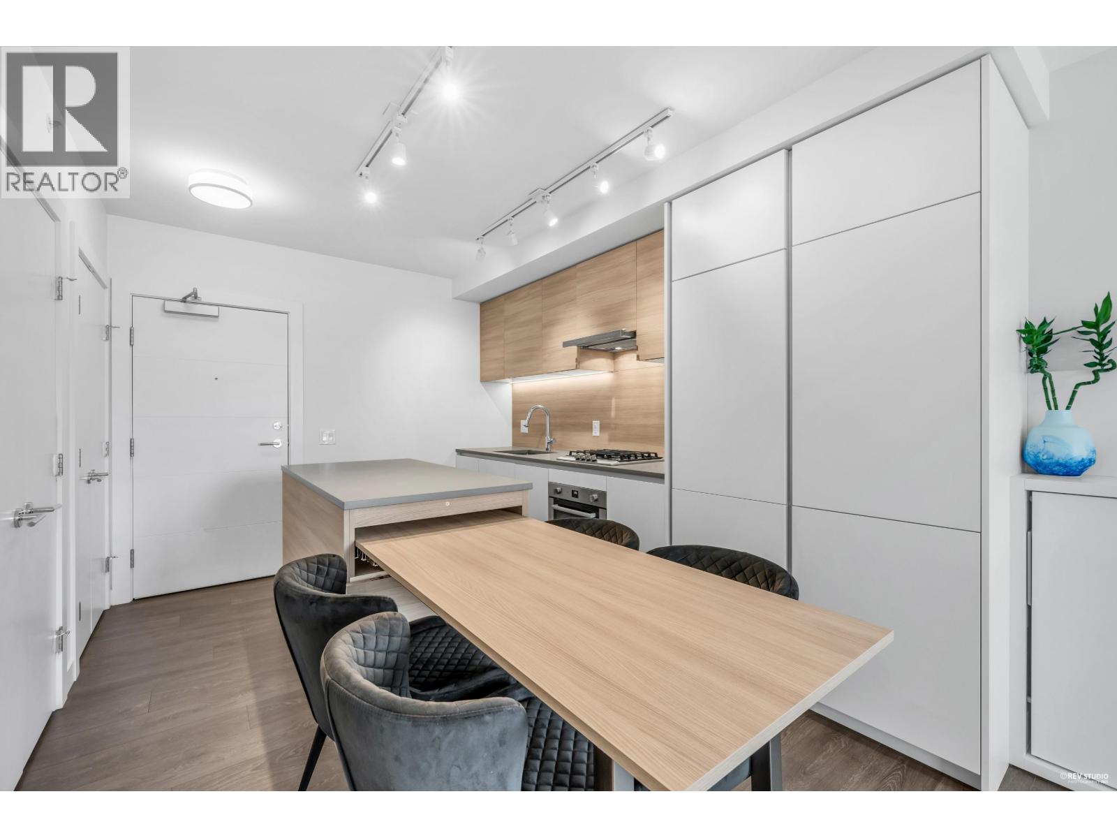 2508 652 Whiting Way, Coquitlam, British Columbia  V3J 0K3 - Photo 4 - R3090661