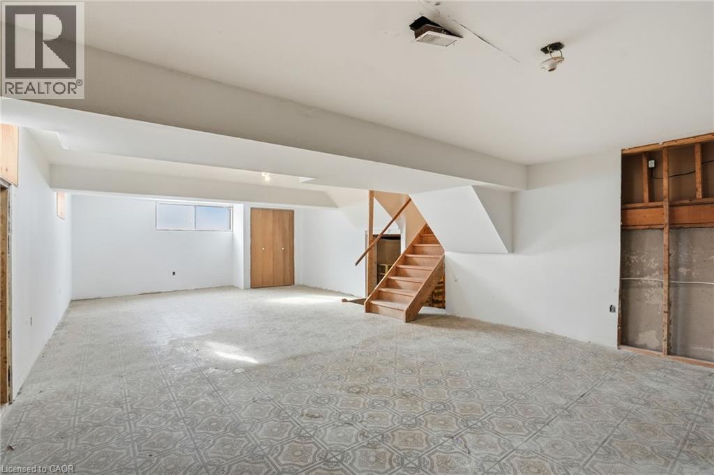 81 Highland Park Drive, Dundas, Ontario  L9H 6G5 - Photo 27 - 40804376