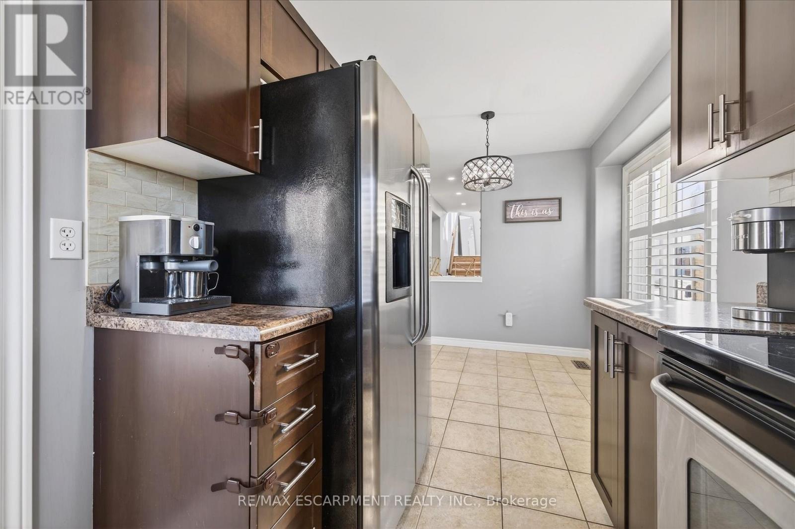 186 Great Oak Trail, Hamilton, Ontario  L0R 1C0 - Photo 12 - X12796714