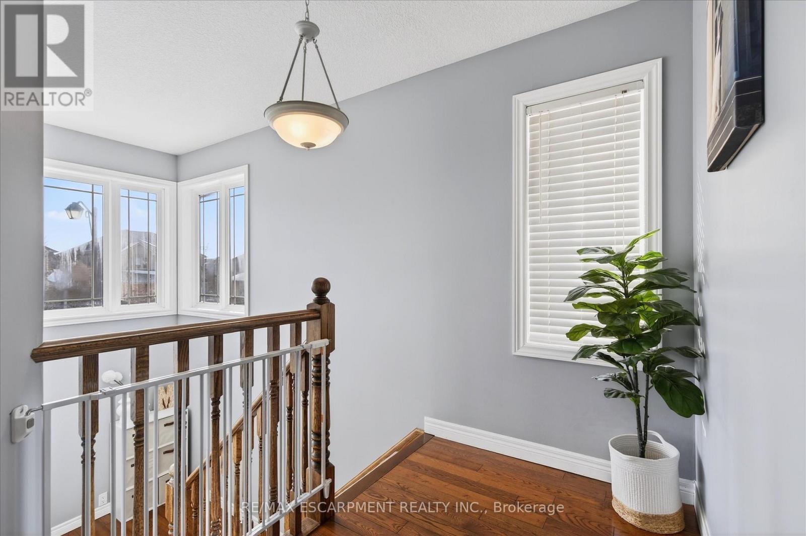 186 Great Oak Trail, Hamilton, Ontario  L0R 1C0 - Photo 14 - X12796714