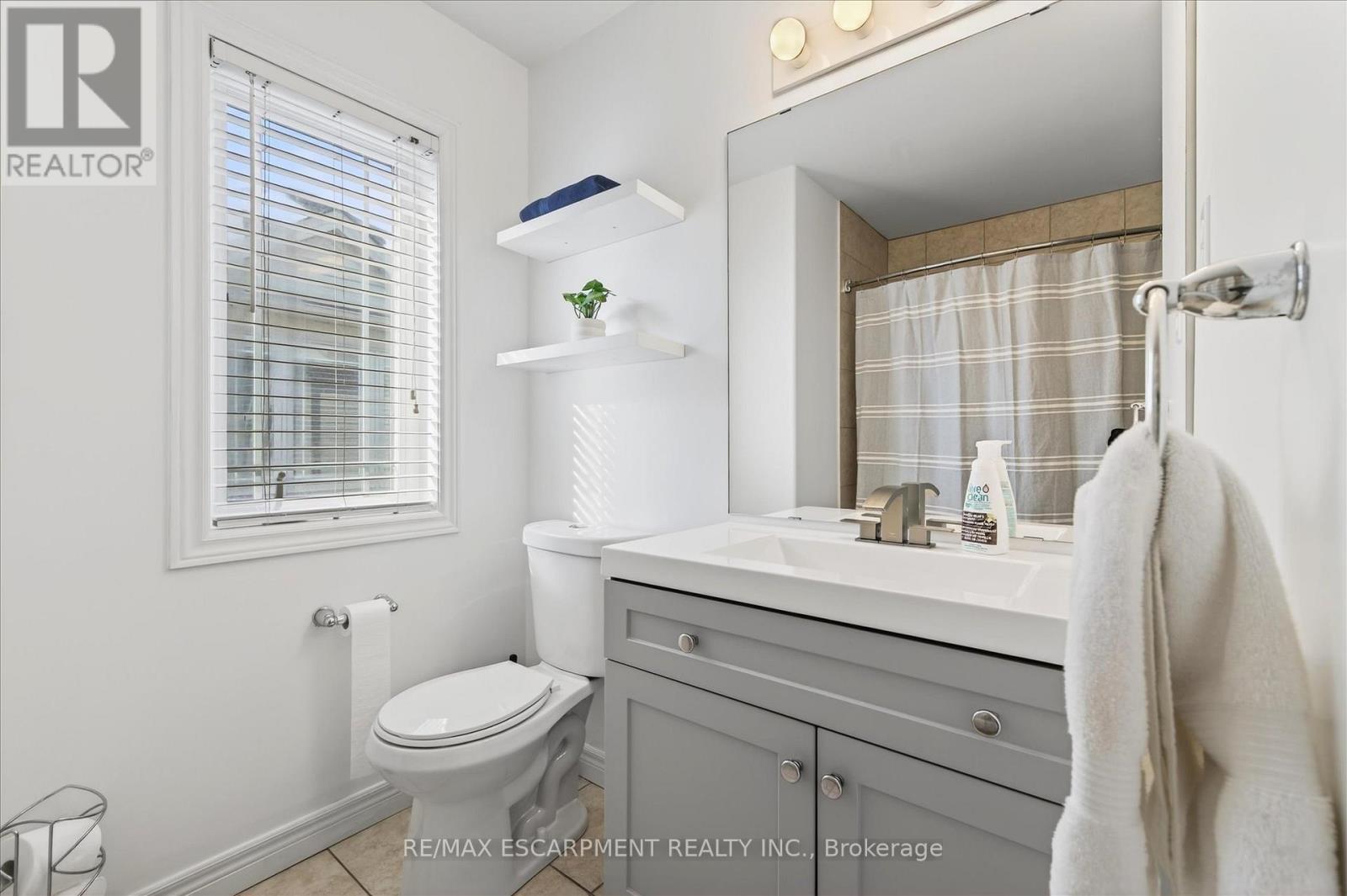 186 Great Oak Trail, Hamilton, Ontario  L0R 1C0 - Photo 21 - X12796714