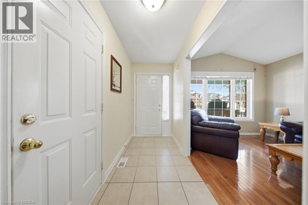 34 Tallman Street, Stoney Creek, Ontario  L8E 5Y2 - Photo 3 - 40805532