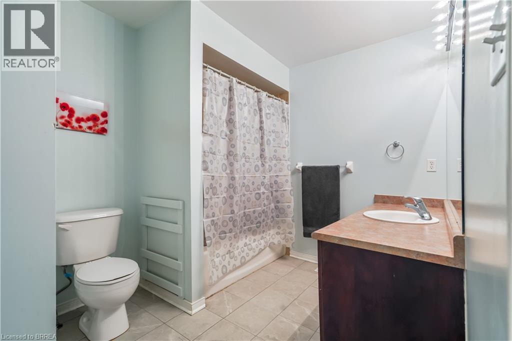 199 Blackburn Drive, Brantford, Ontario  N3T 0A9 - Photo 23 - 40804209