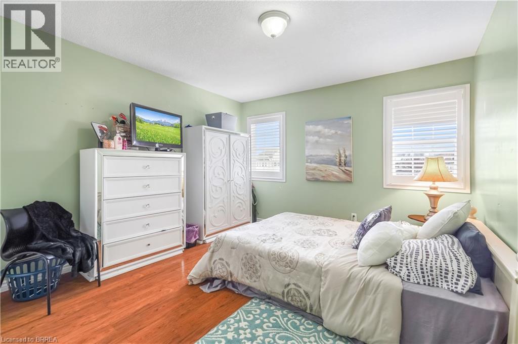 199 Blackburn Drive, Brantford, Ontario  N3T 0A9 - Photo 26 - 40804209