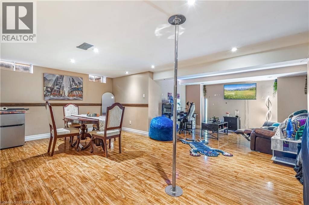 199 Blackburn Drive, Brantford, Ontario  N3T 0A9 - Photo 35 - 40804209