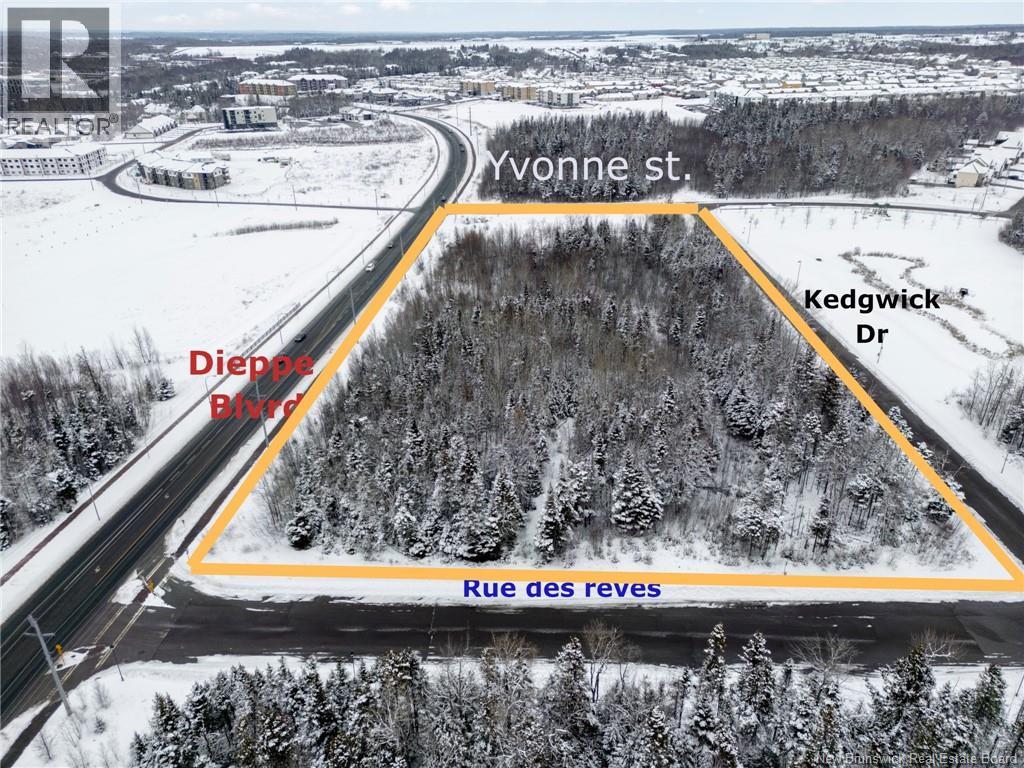 08-1001 Dieppe Boulevard, Dieppe, New Brunswick  E1A 2E1 - Photo 2 - NB133586