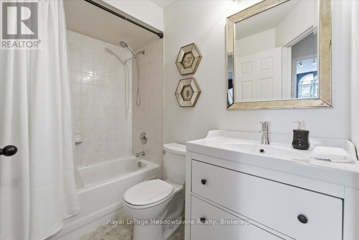 98 Roxton Road, Oakville, Ontario  L6H 6V4 - Photo 25 - W12796916