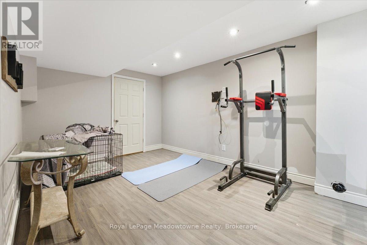 98 Roxton Road, Oakville, Ontario  L6H 6V4 - Photo 27 - W12796916