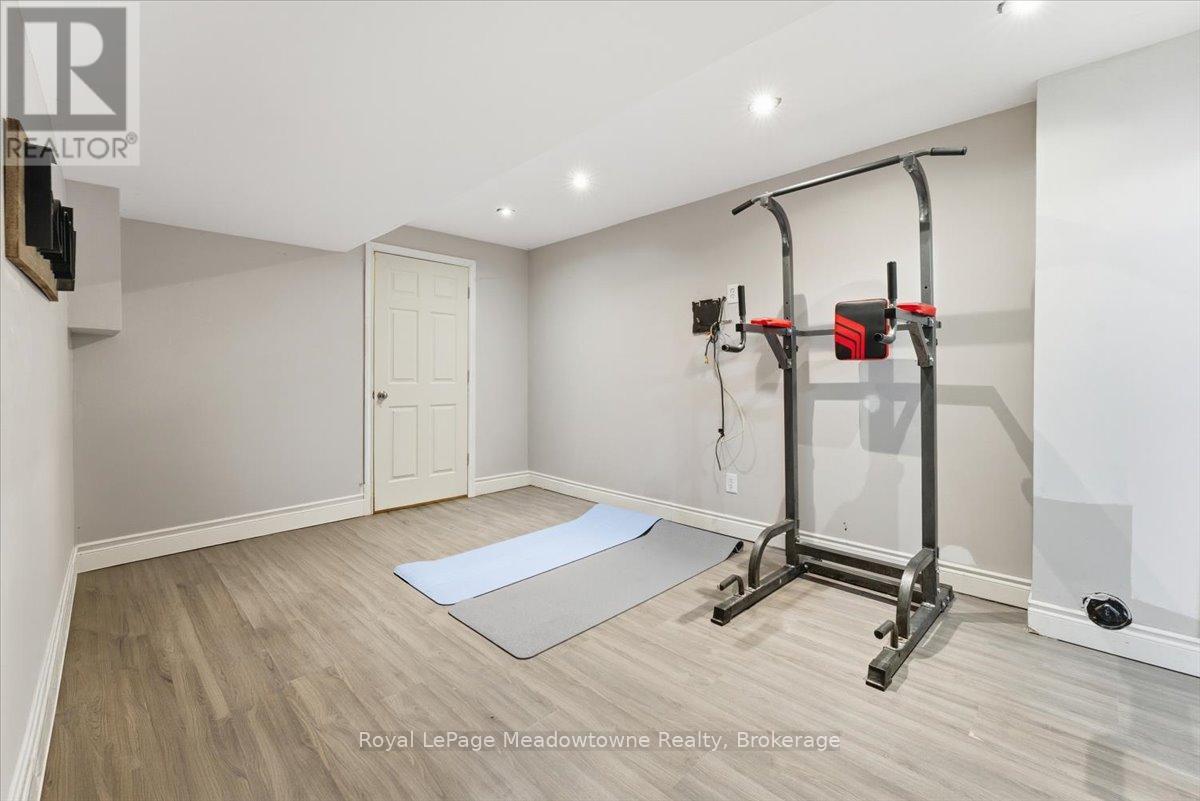 98 Roxton Road, Oakville, Ontario  L6H 6V4 - Photo 28 - W12796916