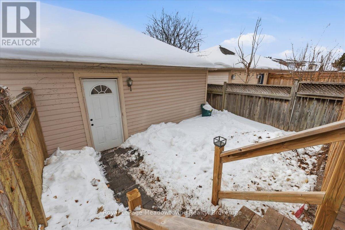 98 Roxton Road, Oakville, Ontario  L6H 6V4 - Photo 34 - W12796916