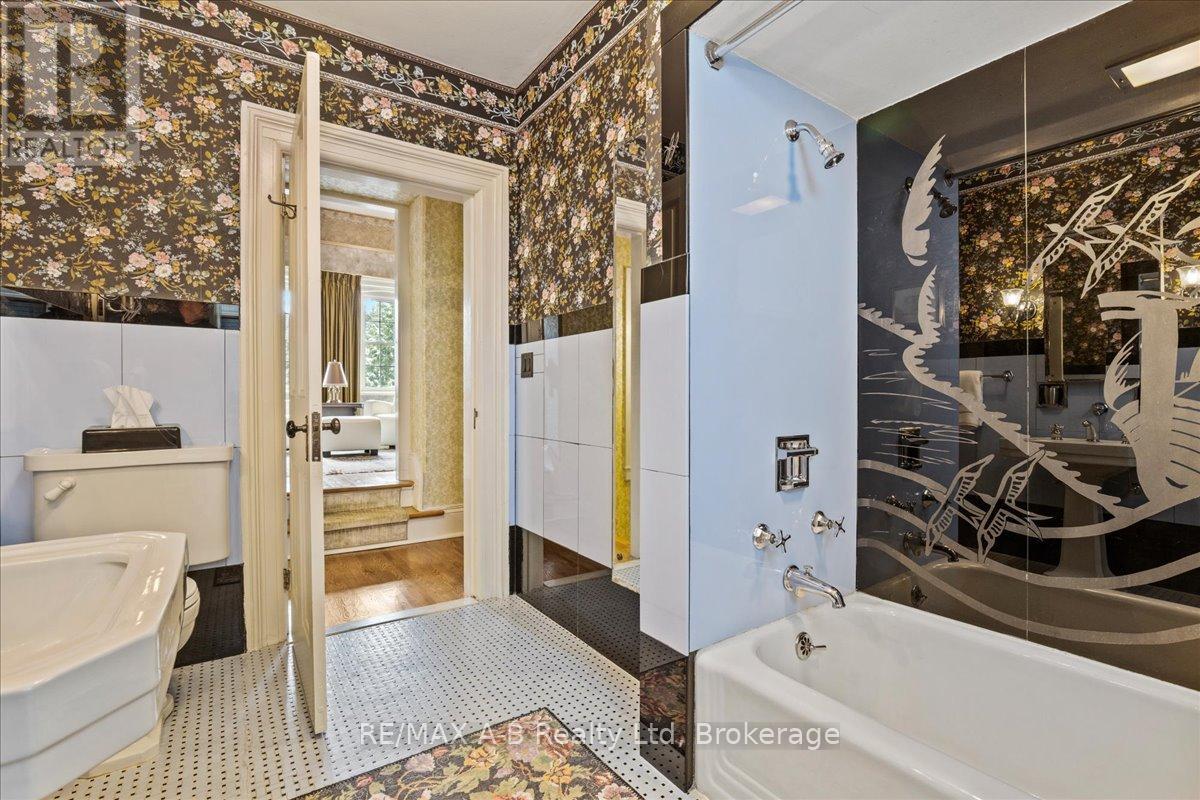 63 Centre Street, Stratford, Ontario  N5A 1E4 - Photo 34 - X12796820