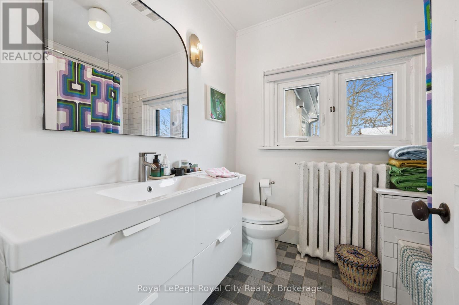 Upper - 467 Woolwich Street, Guelph (Exhibition Park), Ontario  N1H 3X6 - Photo 16 - X12796960