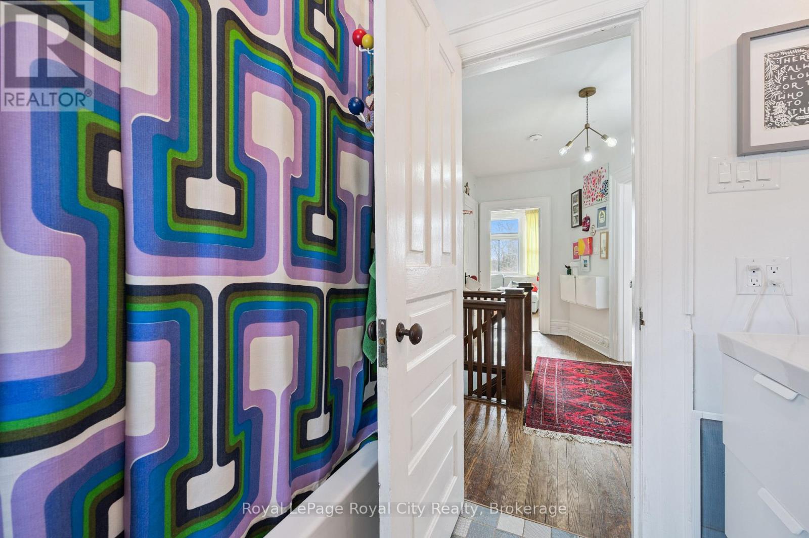 Upper - 467 Woolwich Street, Guelph (Exhibition Park), Ontario  N1H 3X6 - Photo 17 - X12796960