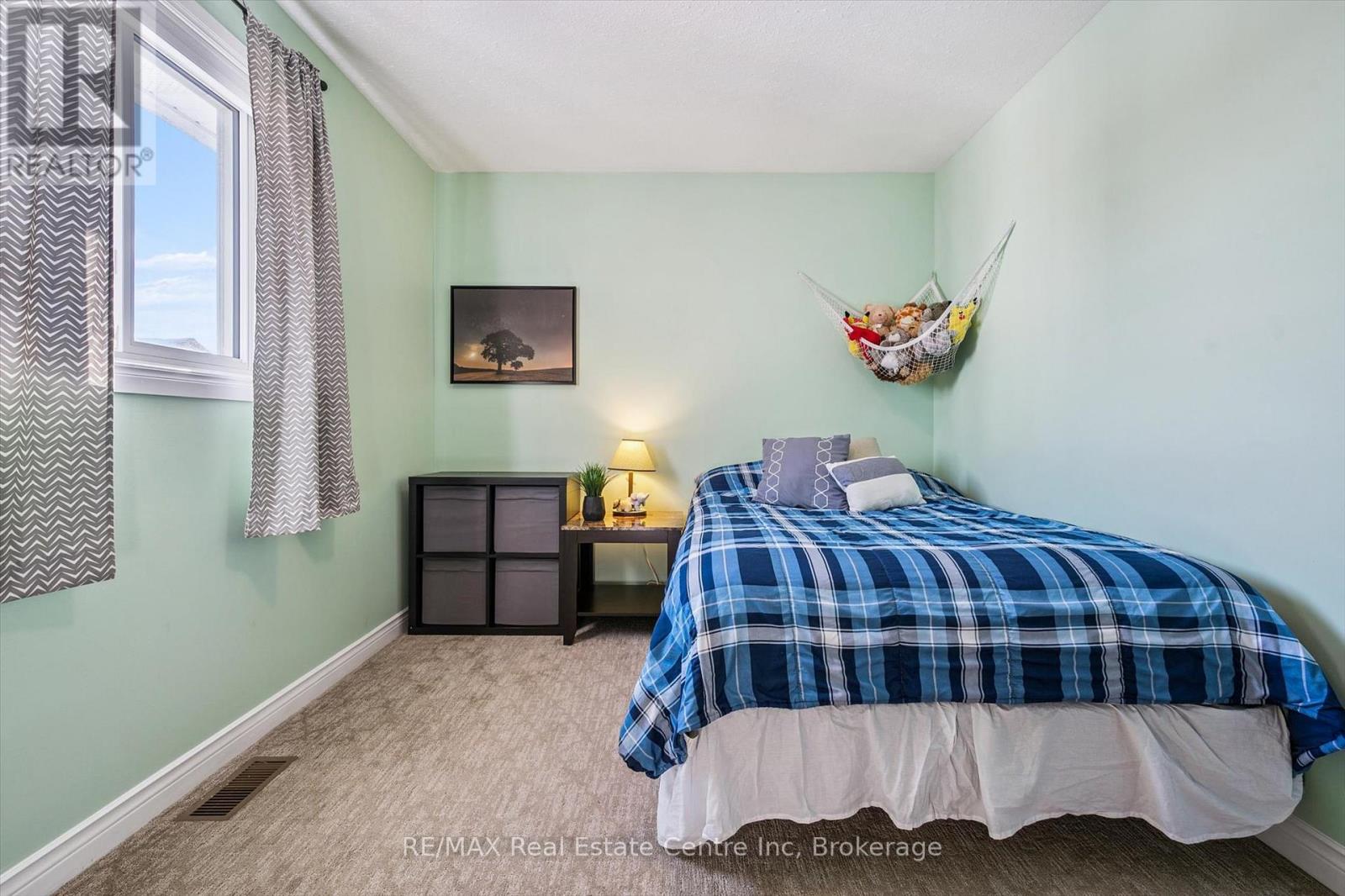 527 Mctavish Street, Centre Wellington, Ontario  N1M 3P9 - Photo 15 - X12797072