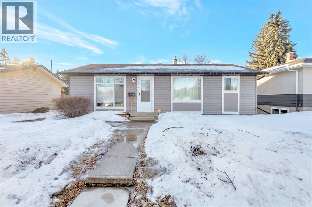 4717 38 Street, Lloydminster, Saskatchewan  S9V 0A9 - Photo 1 - A2284584