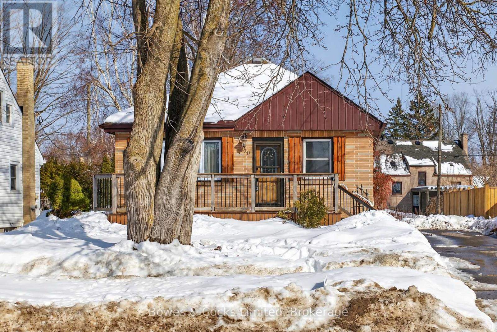 820 NICHOLLS STREET, Peterborough, Ontario