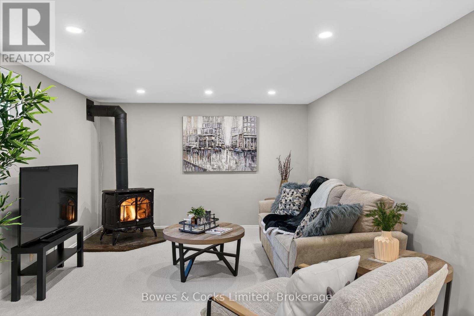 820 Nicholls Street, Peterborough, Ontario  K9H 5T8 - Photo 34 - X12796860