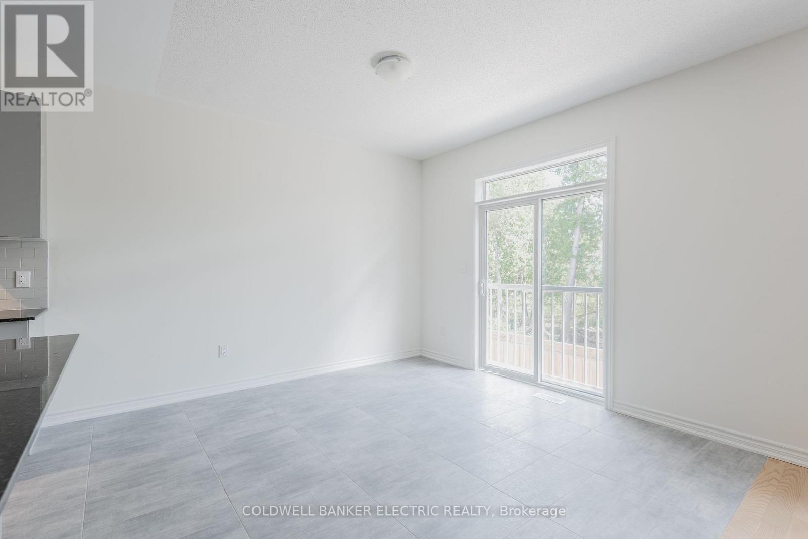 53 Hillcroft Way, Kawartha Lakes (Bobcaygeon), Ontario  K0M 1A0 - Photo 12 - X12796912