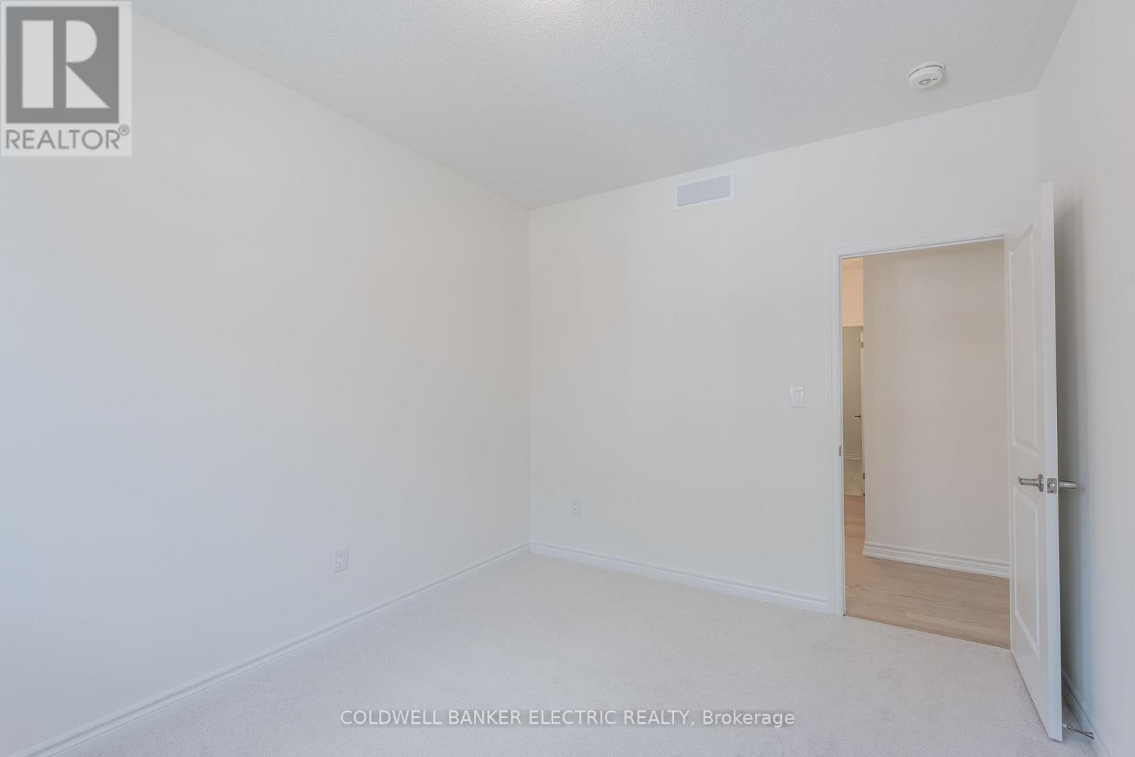 53 Hillcroft Way, Kawartha Lakes, Ontario  K0M 1A0 - Photo 5 - X12796912