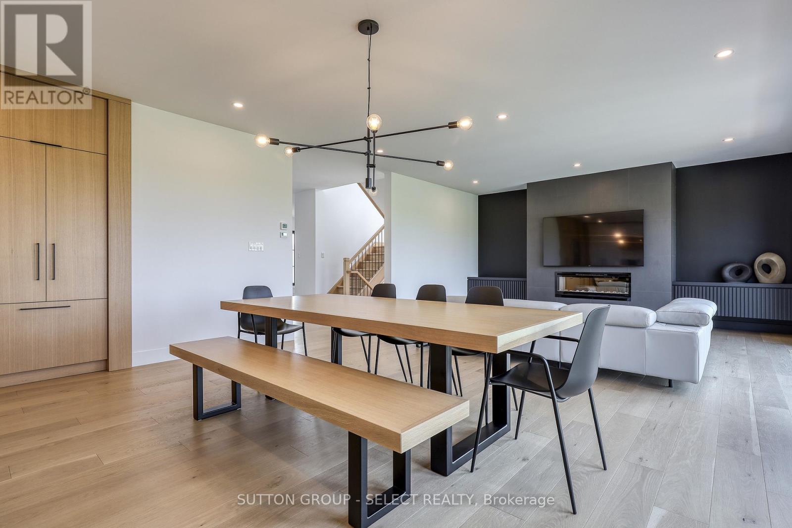 61 Crestview Drive, Middlesex Centre, Ontario  N0L 1R0 - Photo 13 - X12796792