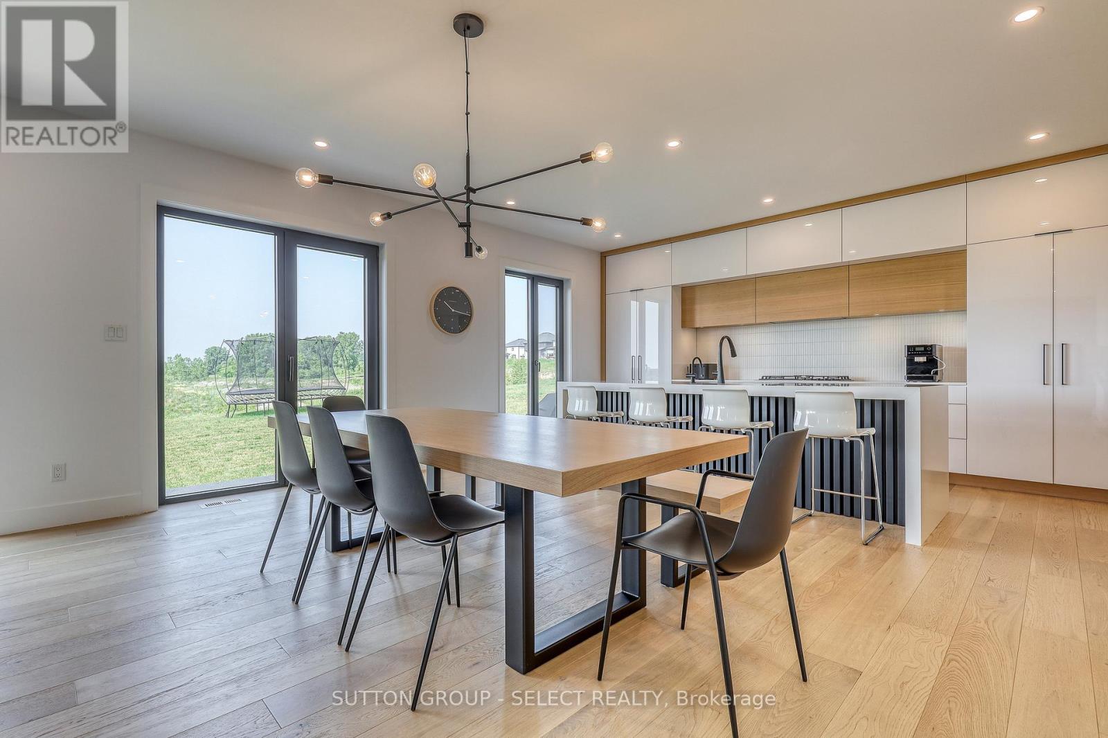 61 Crestview Drive, Middlesex Centre, Ontario  N0L 1R0 - Photo 14 - X12796792