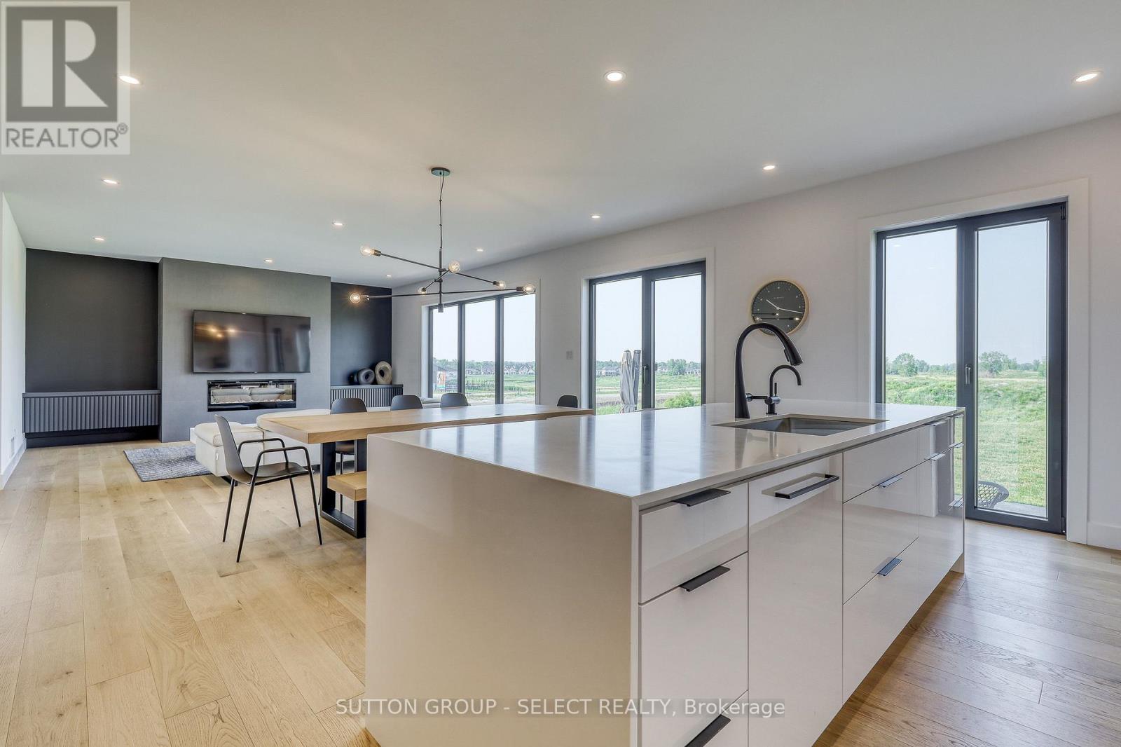 61 Crestview Drive, Middlesex Centre, Ontario  N0L 1R0 - Photo 18 - X12796792