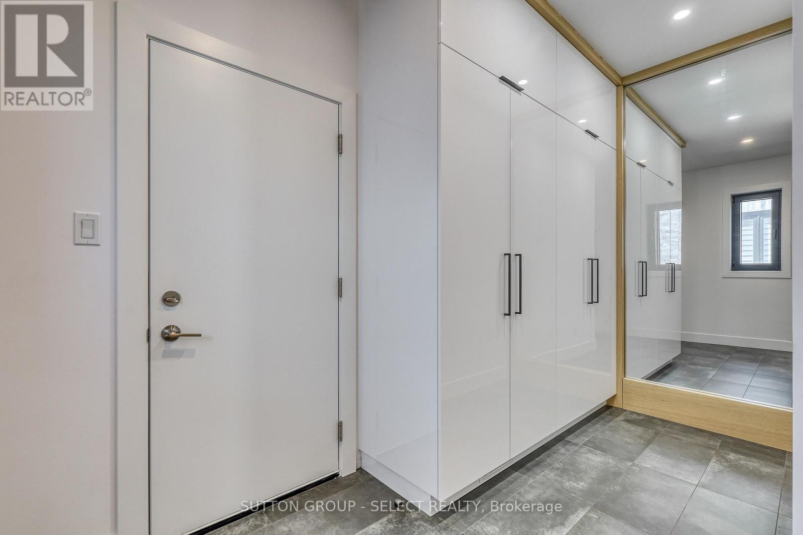 61 Crestview Drive, Middlesex Centre, Ontario  N0L 1R0 - Photo 25 - X12796792