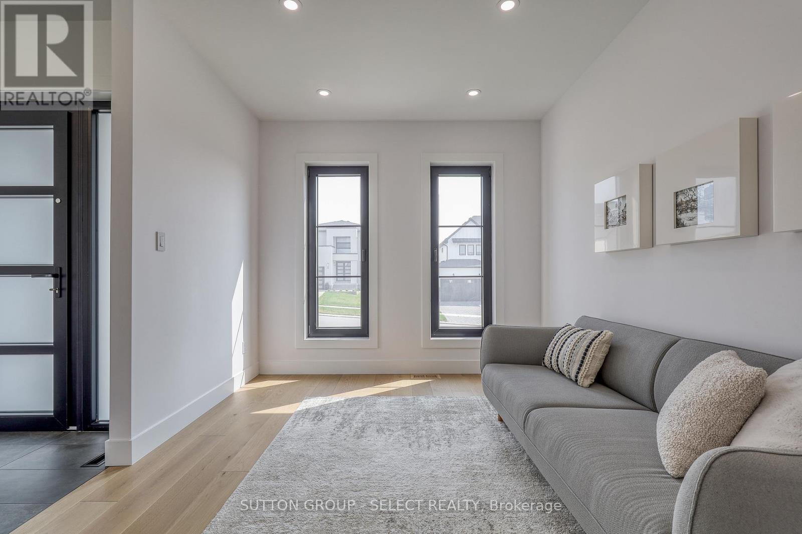 61 Crestview Drive, Middlesex Centre, Ontario  N0L 1R0 - Photo 6 - X12796792