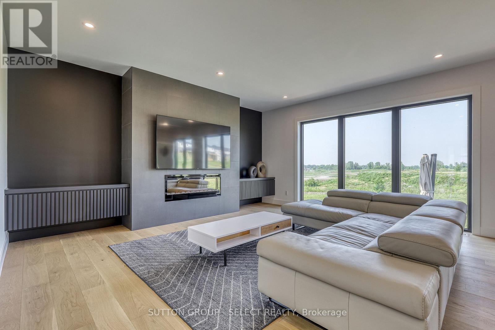 61 Crestview Drive, Middlesex Centre, Ontario  N0L 1R0 - Photo 8 - X12796792