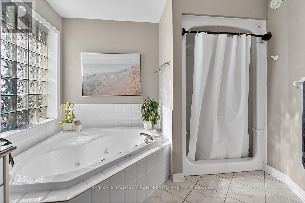 23 Birchcrest Drive, Middlesex Centre, Ontario  N0L 1R0 - Photo 22 - X12796814