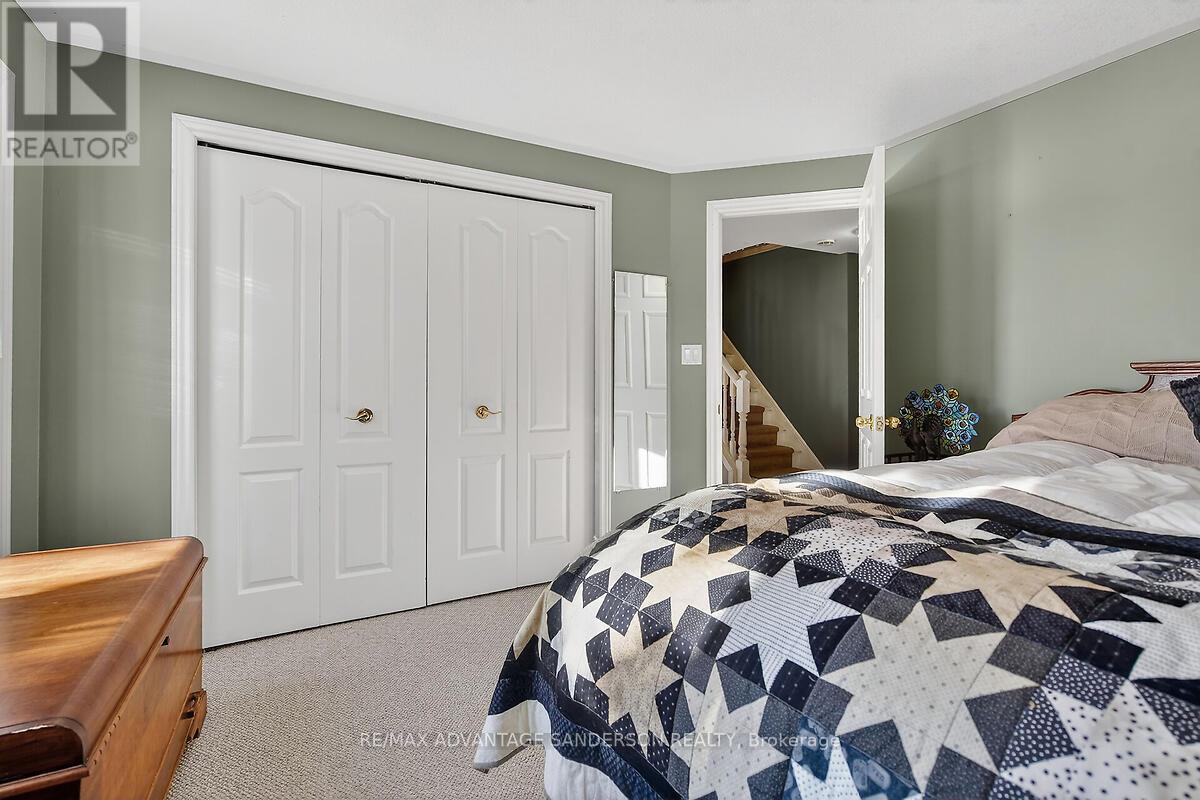 23 Birchcrest Drive, Middlesex Centre, Ontario  N0L 1R0 - Photo 32 - X12796814