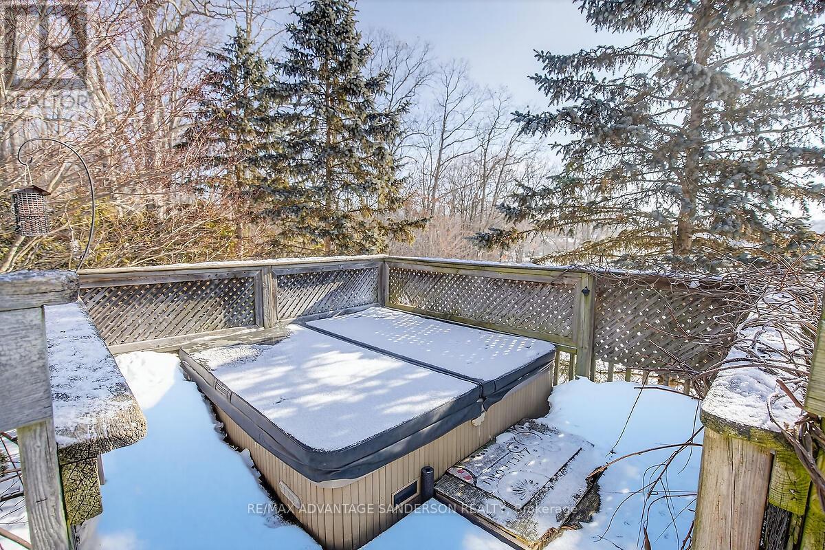 23 Birchcrest Drive, Middlesex Centre, Ontario  N0L 1R0 - Photo 35 - X12796814