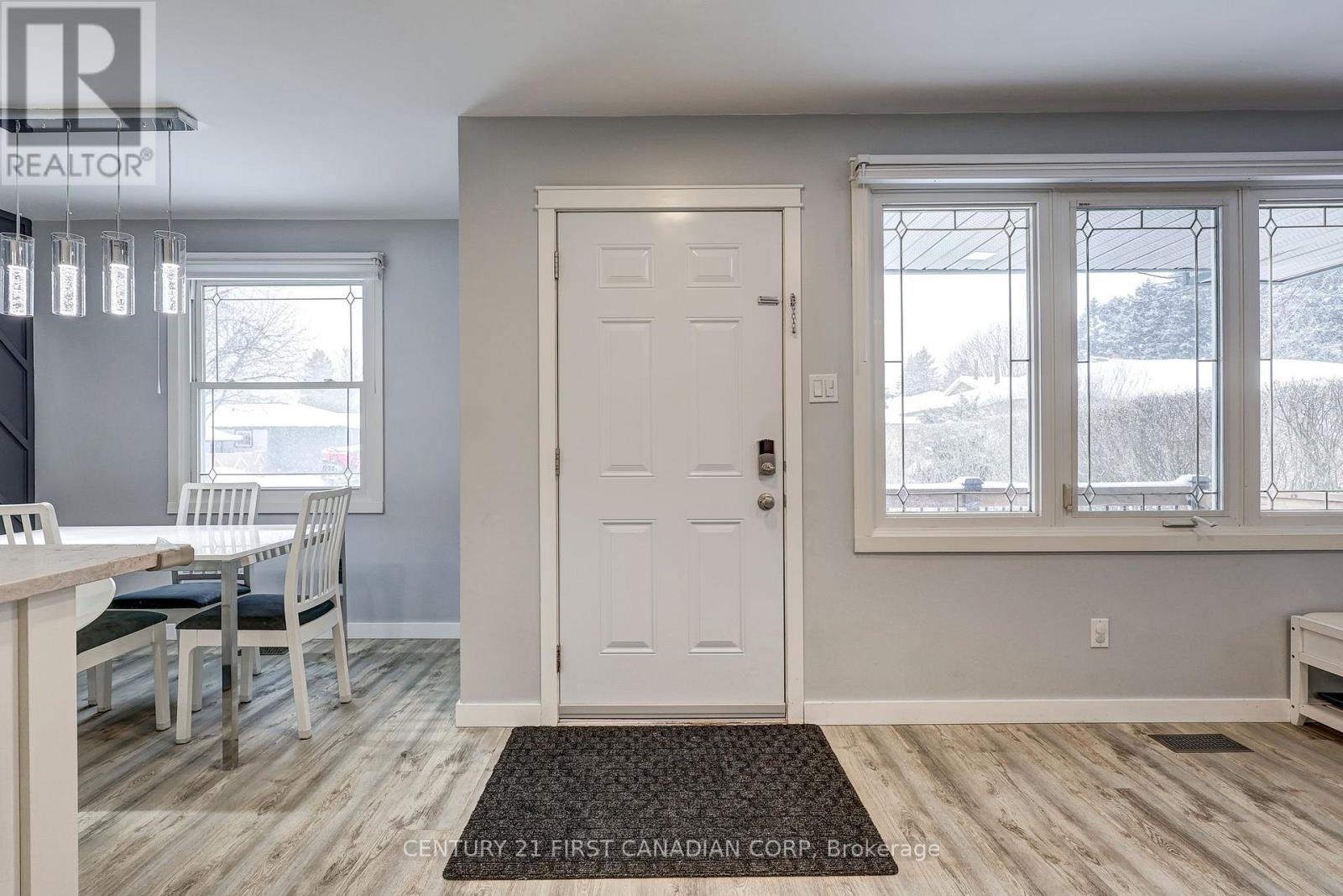 86 Patience Crescent, London South, Ontario  N6E 2K9 - Photo 6 - X12796834