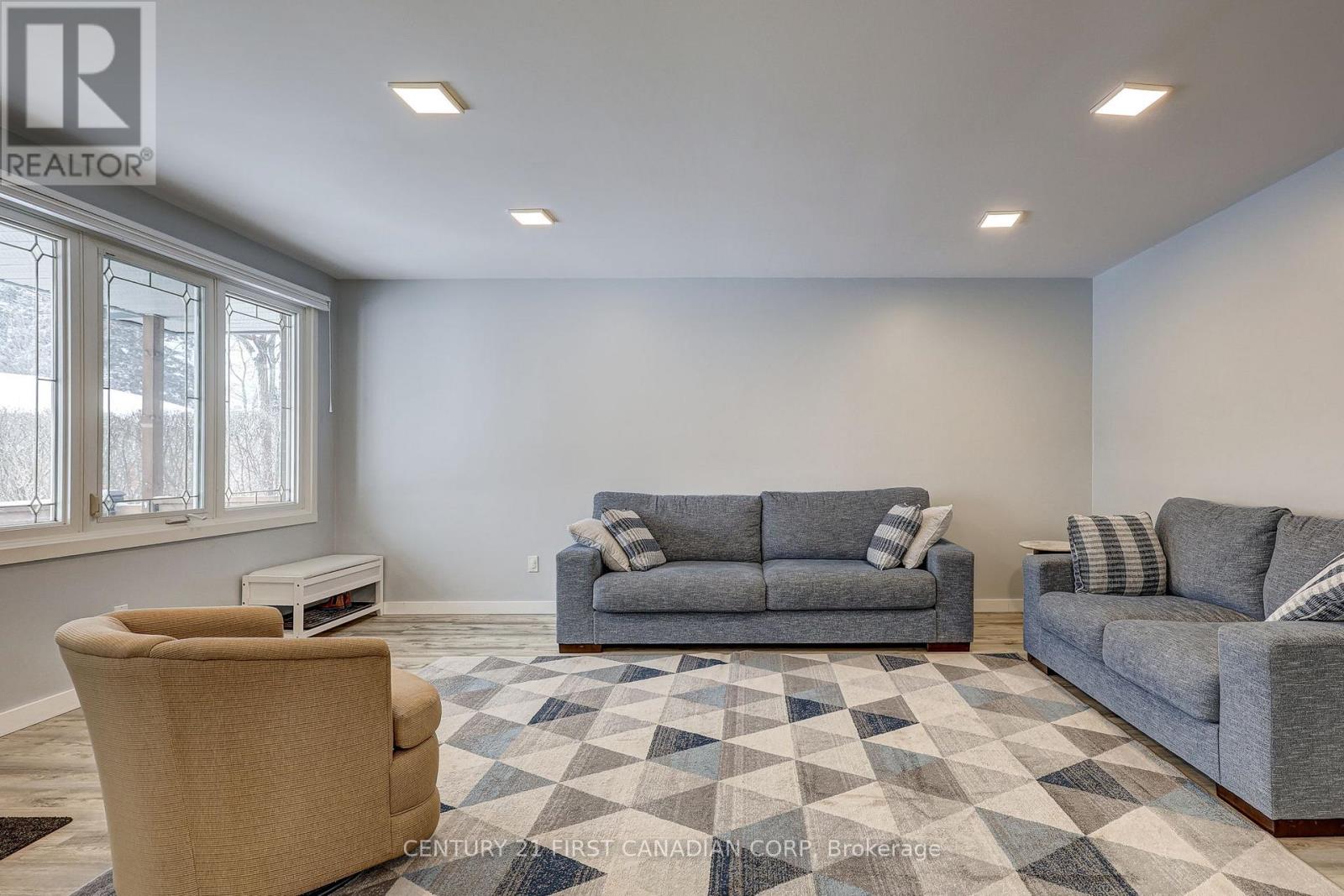 86 Patience Crescent, London South, Ontario  N6E 2K9 - Photo 9 - X12796834