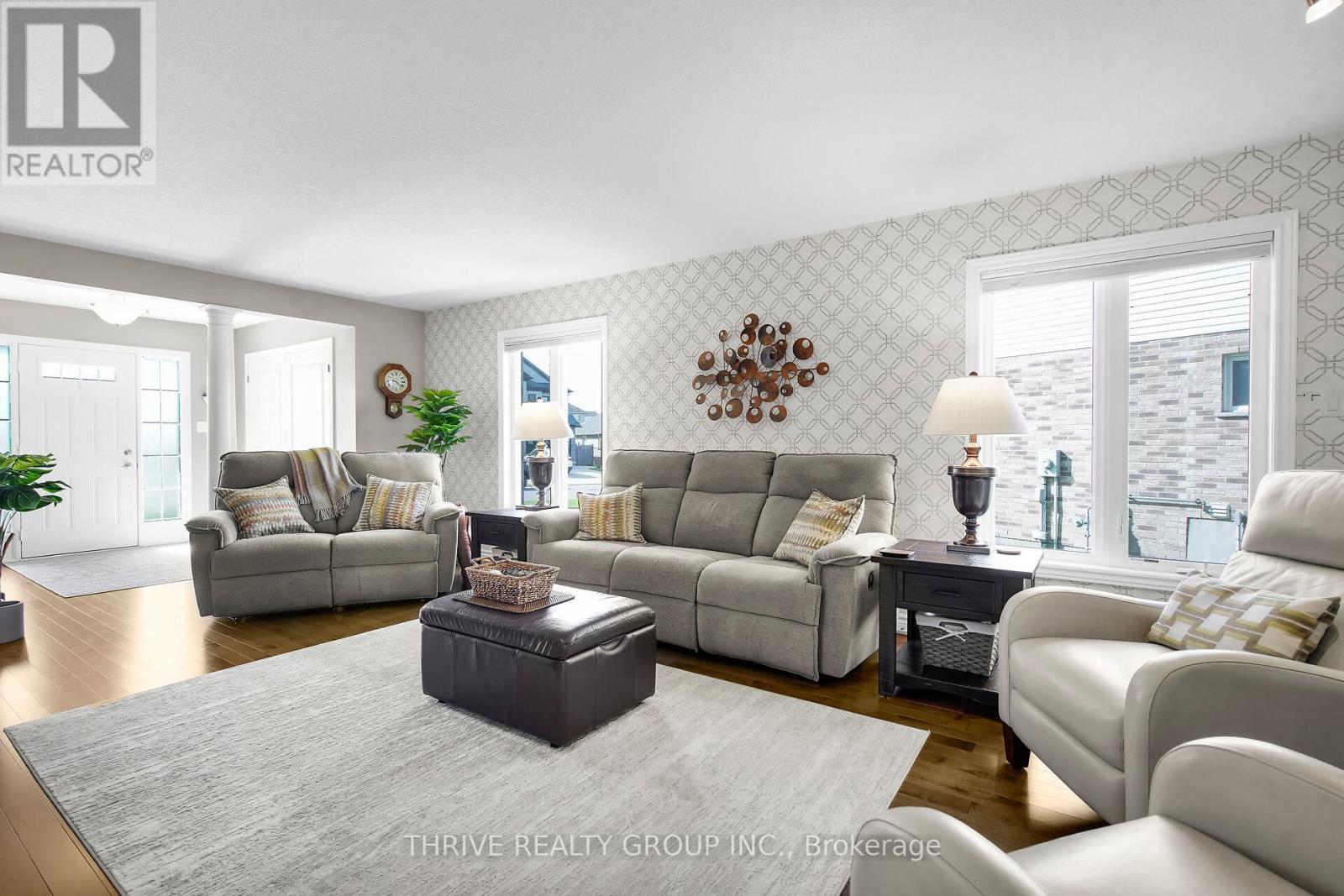 3202 Emilycarr Lane, London South, Ontario  N6L 0B2 - Photo 11 - X12796856