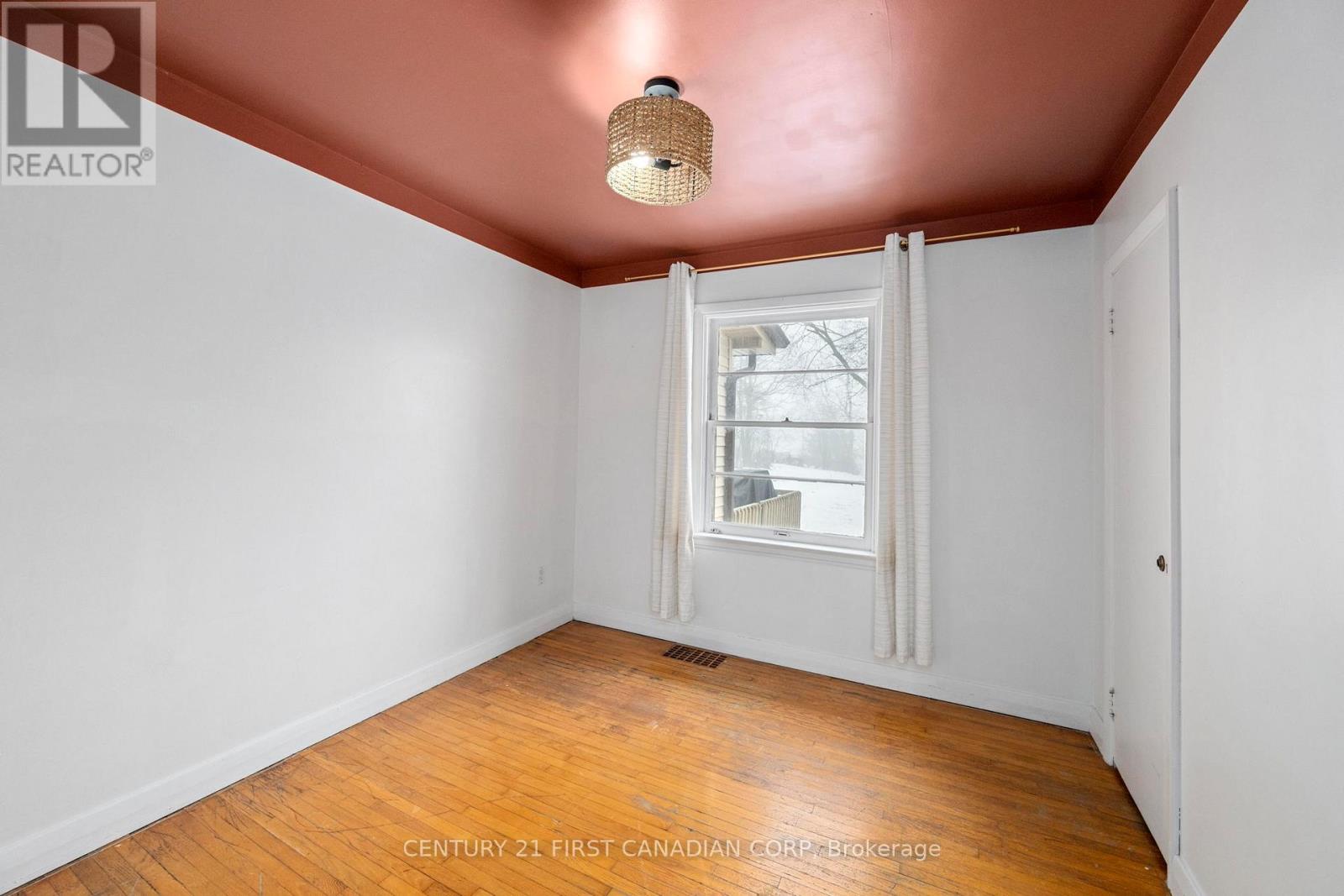 518 Upper Queen Street, London South, Ontario  N6C 3T9 - Photo 16 - X12796928