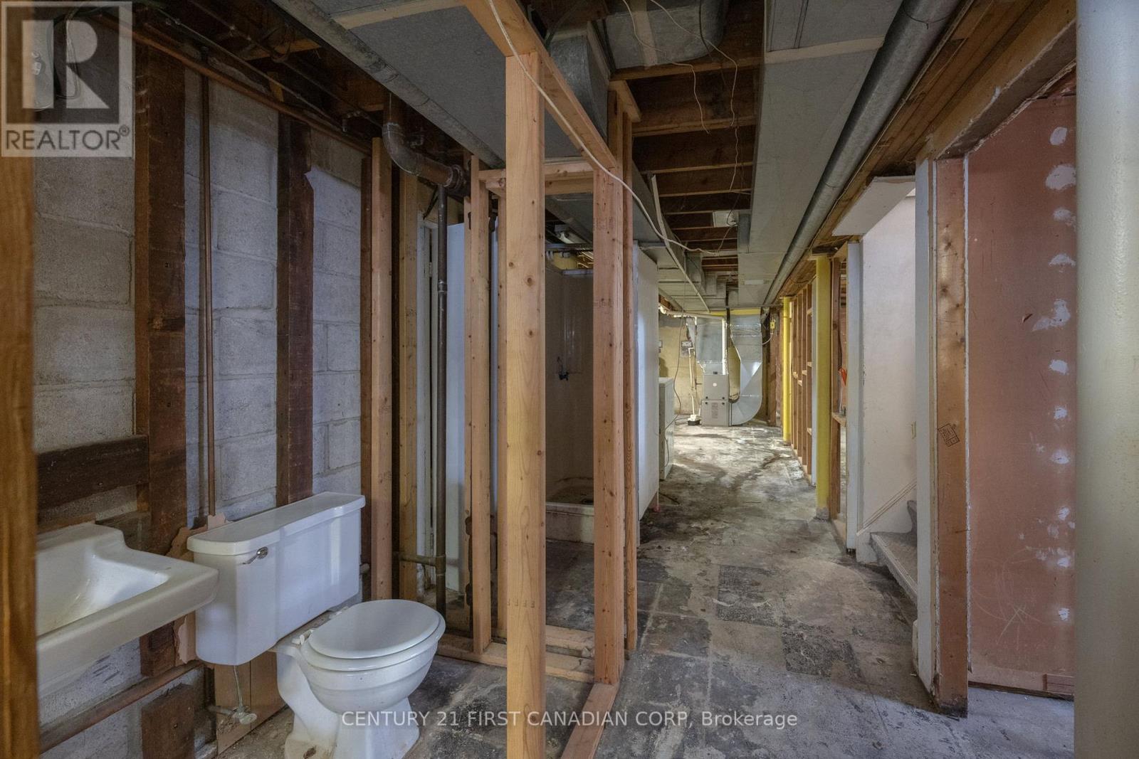 518 Upper Queen Street, London South, Ontario  N6C 3T9 - Photo 24 - X12796928